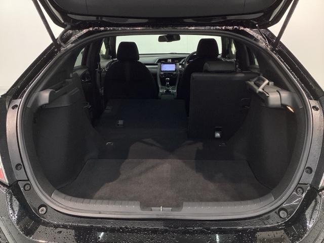 シビック ハッチバック/H SENSING/最長5年保証/禁煙車 ナビVXM-184VFi/TV/Rカメラ/Bluetooth/USB/iPod/DVD/ETC/LEDライト/オートライト/シ-トヒ-タ-/クルコン/18インチアルミ/ドアバイザー/フロアマット(34枚目)