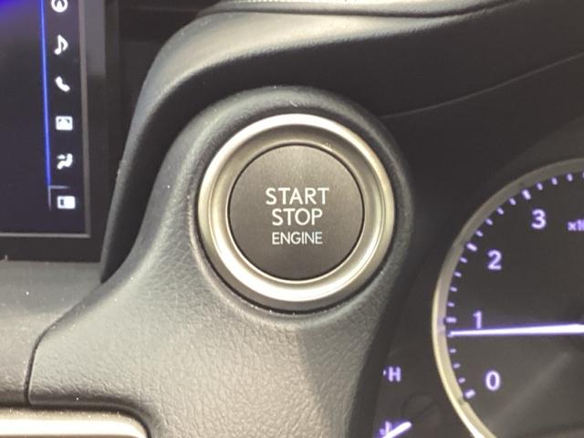 ＩＳ ＩＳ２００ｔ　１年保証　ワンオ－ナ－　純正ナビ　ＴＶ　Ｒカメラ　ＢＴオ－ディオ　衝突軽減Ｂ　ＥＴＣ　ＬＥＤライト　横滑り防止　シ－トヒ－タ－　電動シ－ト　クルコン　アルミ　スマ－トキ－　ＡＡＣ　スペアキ－　ターボ（13枚目）