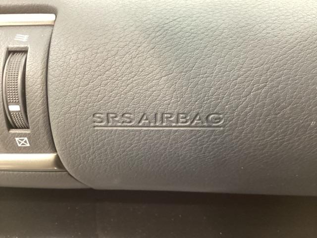 ＩＳ ＩＳ２００ｔ　１年保証　ワンオ－ナ－　純正ナビ　ＴＶ　Ｒカメラ　ＢＴオ－ディオ　衝突軽減Ｂ　ＥＴＣ　ＬＥＤライト　横滑り防止　シ－トヒ－タ－　電動シ－ト　クルコン　アルミ　スマ－トキ－　ＡＡＣ　スペアキ－　ターボ（23枚目）