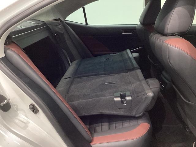 ＩＳ ＩＳ２００ｔ　１年保証　ワンオ－ナ－　純正ナビ　ＴＶ　Ｒカメラ　ＢＴオ－ディオ　衝突軽減Ｂ　ＥＴＣ　ＬＥＤライト　横滑り防止　シ－トヒ－タ－　電動シ－ト　クルコン　アルミ　スマ－トキ－　ＡＡＣ　スペアキ－　ターボ（31枚目）