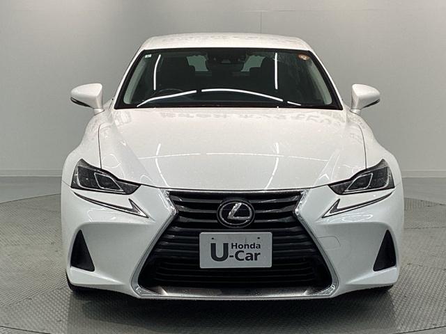 ＩＳ ＩＳ２００ｔ　１年保証　ワンオ－ナ－　純正ナビ　ＴＶ　Ｒカメラ　ＢＴオ－ディオ　衝突軽減Ｂ　ＥＴＣ　ＬＥＤライト　横滑り防止　シ－トヒ－タ－　電動シ－ト　クルコン　アルミ　スマ－トキ－　ＡＡＣ　スペアキ－　ターボ（49枚目）