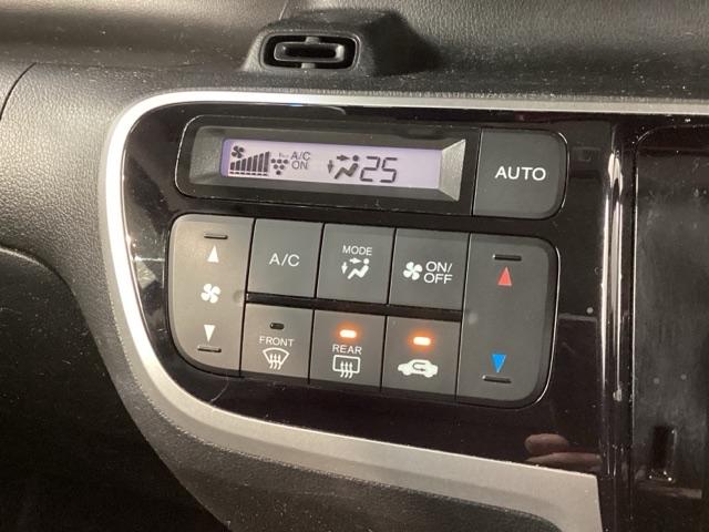 N-BOXカスタム G・Lパッケージ あんしんPKG 1年保証 ナビ TV Rカメラ BTオ-ディオ DVD HID 両側電動ドア VSA アルミ スマ-トキ- 盗難防止装置 整備記録簿 AAC ドアバイザ- ベンチシ-ト Wエアバッグ(9枚目)