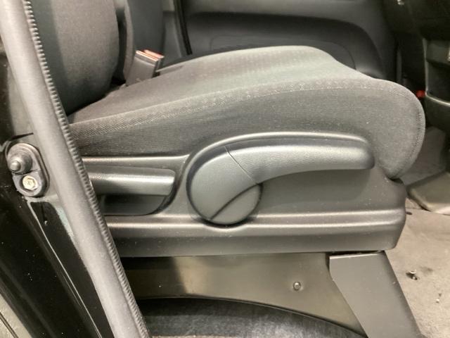 N-BOXカスタム G・Lパッケージ あんしんPKG 1年保証 ナビ TV Rカメラ BTオ-ディオ DVD HID 両側電動ドア VSA アルミ スマ-トキ- 盗難防止装置 整備記録簿 AAC ドアバイザ- ベンチシ-ト Wエアバッグ(15枚目)