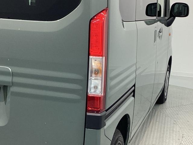 Ｎ－ＶＡＮ ファン　Ｈ　ＳＥＮＳＩＮＧ　新車保証　試乗車　ワンオ－ナ－　ナビＶＸＭ－２４５ＺＦＥｉ　ＴＶ　Ｒカメラ　ＢＴオ－ディオ　ＥＴＣ　ＬＥＤライト　ＶＳＡ　クルコン　スマ－トキ－　盗難防止装置　整備記録簿　ＡＡＣ（42枚目）