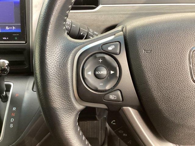 フリード Ｇ　１年保証　ナビＶＸＭ－１７５ＶＦＮｉ　ＴＶ　Ｒカメラ　ＣＤ録音　ＢＴオ－ディオ　ＤＶＤ　ＥＴＣ　ＬＥＤライト　ＶＳＡ　シ－トヒ－タ－　アルミ　スマ－トキ－　スペアキー　盗難防止装置　整備記録簿　ＡＡＣ（8枚目）