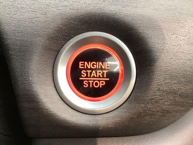 フリード Ｇ　１年保証　ナビＶＸＭ－１７５ＶＦＮｉ　ＴＶ　Ｒカメラ　ＣＤ録音　ＢＴオ－ディオ　ＤＶＤ　ＥＴＣ　ＬＥＤライト　ＶＳＡ　シ－トヒ－タ－　アルミ　スマ－トキ－　スペアキー　盗難防止装置　整備記録簿　ＡＡＣ（13枚目）