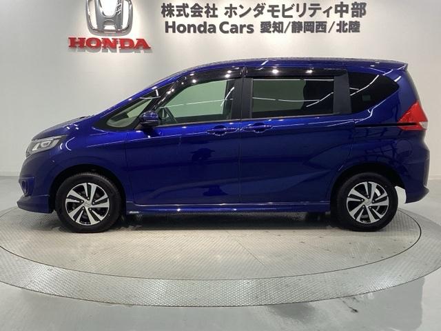 フリード Ｇ　１年保証　ナビＶＸＭ－１７５ＶＦＮｉ　ＴＶ　Ｒカメラ　ＣＤ録音　ＢＴオ－ディオ　ＤＶＤ　ＥＴＣ　ＬＥＤライト　ＶＳＡ　シ－トヒ－タ－　アルミ　スマ－トキ－　スペアキー　盗難防止装置　整備記録簿　ＡＡＣ（47枚目）