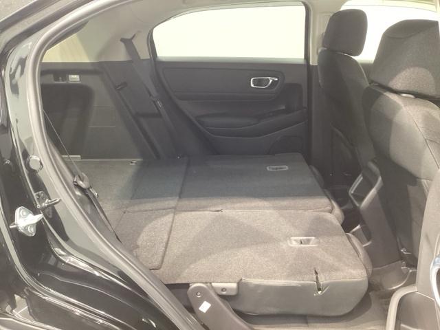 ヴェゼル ｅ：ＨＥＶＸ　Ｈ　ＳＥＮＳＩＮＧ最長５年保証　ワンオ－ナ－　ナビＬＸＭ－２３２ＶＦＥｉ　ＴＶ　Ｒカメラ　ＤＶＤ　ＥＴＣ　ＬＥＤライト　ＶＳＡ　アルミ　スマ－トキ－　スペアキー　盗難防止装置　整備記録簿　ドアバイザ－（32枚目）