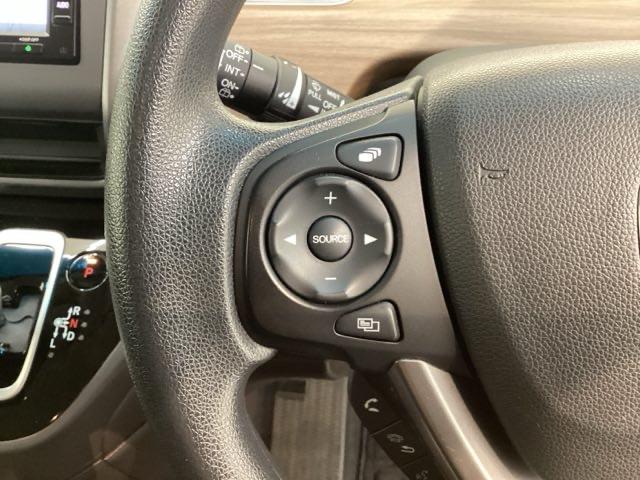 フリード＋ハイブリッド ハイブリッドＧ・ホンダセンシング　最長５年保証　ワンオ－ナ－　ナビＶＸＭ－２１４ＶＦｉ　ＴＶ　Ｒカメラ　ＣＤ録音　ＢＴオ－ディオ　ＤＶＤ　ＥＴＣ　ＬＥＤライト　両側電動ドア　ＶＳＡ　スマ－トキ－　スペアキー　盗難防止装置　整備記録簿（10枚目）