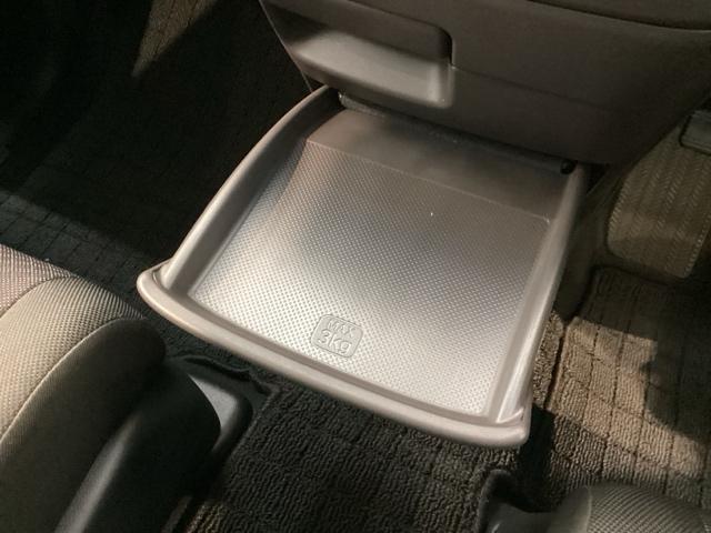 フリード＋ハイブリッド ハイブリッドＧ・ホンダセンシング　最長５年保証　ワンオ－ナ－　ナビＶＸＭ－２１４ＶＦｉ　ＴＶ　Ｒカメラ　ＣＤ録音　ＢＴオ－ディオ　ＤＶＤ　ＥＴＣ　ＬＥＤライト　両側電動ドア　ＶＳＡ　スマ－トキ－　スペアキー　盗難防止装置　整備記録簿（27枚目）