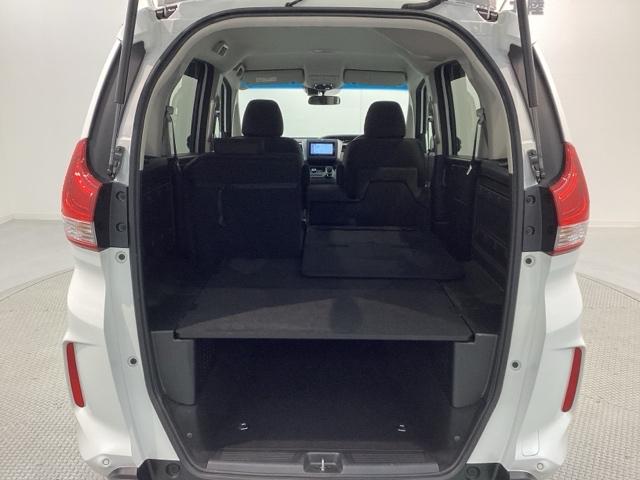 フリード＋ハイブリッド ハイブリッドＧ・ホンダセンシング　最長５年保証　ワンオ－ナ－　ナビＶＸＭ－２１４ＶＦｉ　ＴＶ　Ｒカメラ　ＣＤ録音　ＢＴオ－ディオ　ＤＶＤ　ＥＴＣ　ＬＥＤライト　両側電動ドア　ＶＳＡ　スマ－トキ－　スペアキー　盗難防止装置　整備記録簿（36枚目）