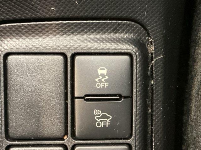 アクア Ｓ　１年保証　ナビ　ＴＶ　Ｒカメラ　ドラレコ　ＥＴＣ　フォグライト　横滑り防止　アルミ　スマ－トキ－　スペアキー　整備記録簿　ドアバイザ－　ＡＡＣ　Ｗエアバッグ　スマートキープッシュスタート　ＥＳＣ　禁煙（12枚目）