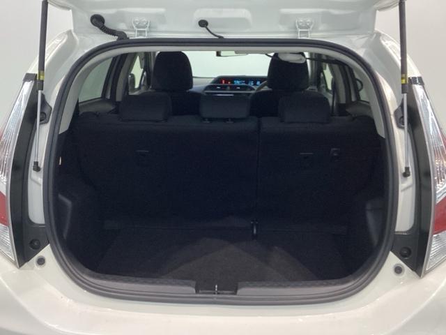 アクア Ｓ　１年保証　ナビ　ＴＶ　Ｒカメラ　ドラレコ　ＥＴＣ　フォグライト　横滑り防止　アルミ　スマ－トキ－　スペアキー　整備記録簿　ドアバイザ－　ＡＡＣ　Ｗエアバッグ　スマートキープッシュスタート　ＥＳＣ　禁煙（30枚目）