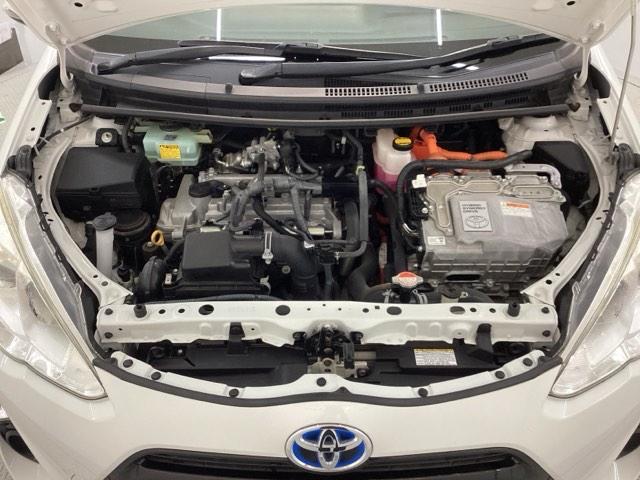 アクア Ｓ　１年保証　ナビ　ＴＶ　Ｒカメラ　ドラレコ　ＥＴＣ　フォグライト　横滑り防止　アルミ　スマ－トキ－　スペアキー　整備記録簿　ドアバイザ－　ＡＡＣ　Ｗエアバッグ　スマートキープッシュスタート　ＥＳＣ　禁煙（37枚目）