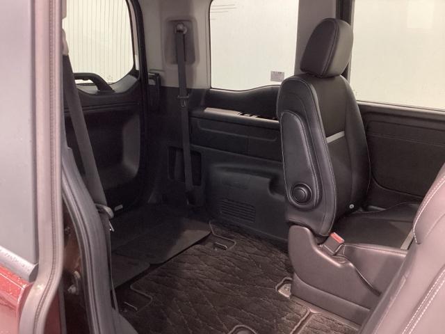 ステップワゴンスパーダ ｅ：ＨＥＶスパーダＧ・ＥＸホンダセンシング　最長５年保証　ワンオ－ナ－　ナビＶＸＵ－２１７ＳＷｉ　ＴＶ　Ｒカメラ　マルチビュー　ＣＤ録音　ＢＴオ－ディオ　ＤＶＤ　Ｒモニタ－　ＥＴＣ　ＬＥＤライト　両側電動ドア　ＶＳＡ　シ－トヒ－タ－　アルミ（32枚目）