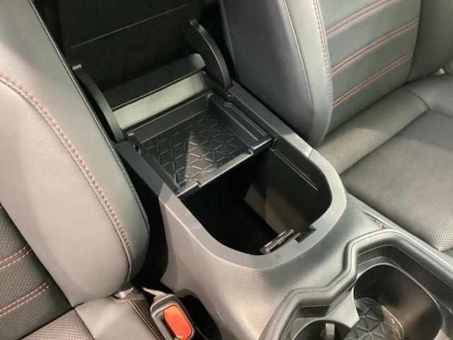 ＲＡＶ４ ＰＨＶ ＧＺ　革シ－ト　最長５年保証　ワンオ－ナ－　純正ナビ　ＴＶ　Ｒカメラ　マルチビュ－　ＢＴオ－ディオ　ＥＴＣ　ＬＥＤライト　横滑り防止　シ－トヒ－タ－　クルコン　電動シ－ト　アルミ　スマ－トキ－　盗難防止装置（27枚目）