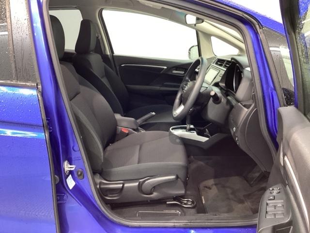 フィット 13G・Lホンダセンシング 最長5年保証 ワンオ-ナ- ナビVXM-194VFi TV Rカメラ BTオ-ディオ DVD ETC LEDライト VSA クルコン スマ-トキ- 盗難防止装置 整備記録簿 AAC スペアキ- ABS(17枚目)