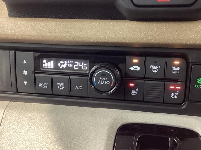 N-BOX ファッションスタイル H SENSING 新車保証 試乗車 ワンオ-ナ- ナビVXM-245ZFEi TV Rカメラ BTオ-ディオ シ-トヒ-タ- ETC LEDライト VSA クルコン スマ-トキ- 盗難防止装置 禁煙(12枚目)