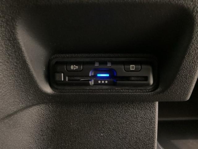 N-BOXカスタム ターボコーディネートスタイル H SENSING 2ト-ン 新車保証 試乗車 ワンオ-ナ- ナビVXM-245ZFEI TV Rカメラ BTオ-ディオ DVD シ-トヒ-タ- ETC LEDライト 両側電動ドア VSA クルコン(13枚目)