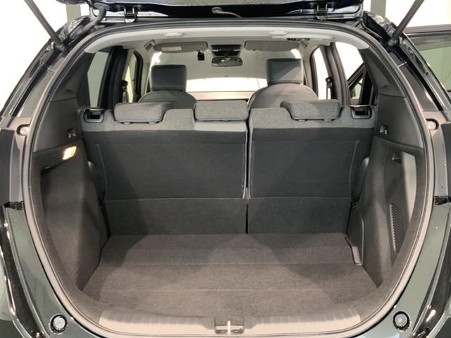 フィット ｅ：ＨＥＶＲＳ　Ｈ　ＳＥＮＳＩＮＧ　最長５年保証　ワンオ－ナ－　純正ナビ　ＴＶ　Ｒカメラ　ＢＴオ－ディオ　ＥＴＣ　ＬＥＤライト　横滑り防止　クルコン　アルミ　スマ－トキ－　盗難防止装置　整備記録簿　ＡＡＣ　スペアキ－（36枚目）