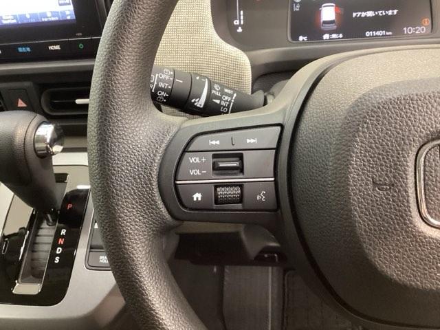 フリード エアー　Ｈ　ＳＥＮＳＩＮＧ　最長５年保証　ワンオ－ナ－　ナビＬＸＭ－２４５ＺＦＥｉ　ＴＶ　Ｒカメラ　ＢＴオ－ディオ　ＥＴＣ　ＬＥＤライト　両側電動ドア　ＶＳＡ　クルコン　スマ－トキ－　盗難防止装置　整備記録簿（11枚目）