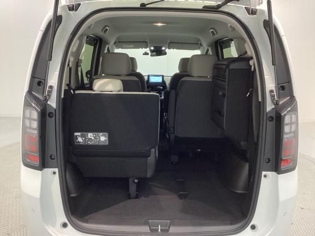 フリード エアー　Ｈ　ＳＥＮＳＩＮＧ　最長５年保証　ワンオ－ナ－　ナビＬＸＭ－２４５ＺＦＥｉ　ＴＶ　Ｒカメラ　ＢＴオ－ディオ　ＥＴＣ　ＬＥＤライト　両側電動ドア　ＶＳＡ　クルコン　スマ－トキ－　盗難防止装置　整備記録簿（37枚目）