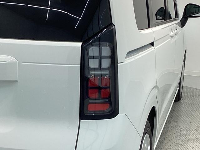 フリード エアー　Ｈ　ＳＥＮＳＩＮＧ　最長５年保証　ワンオ－ナ－　ナビＬＸＭ－２４５ＺＦＥｉ　ＴＶ　Ｒカメラ　ＢＴオ－ディオ　ＥＴＣ　ＬＥＤライト　両側電動ドア　ＶＳＡ　クルコン　スマ－トキ－　盗難防止装置　整備記録簿（45枚目）