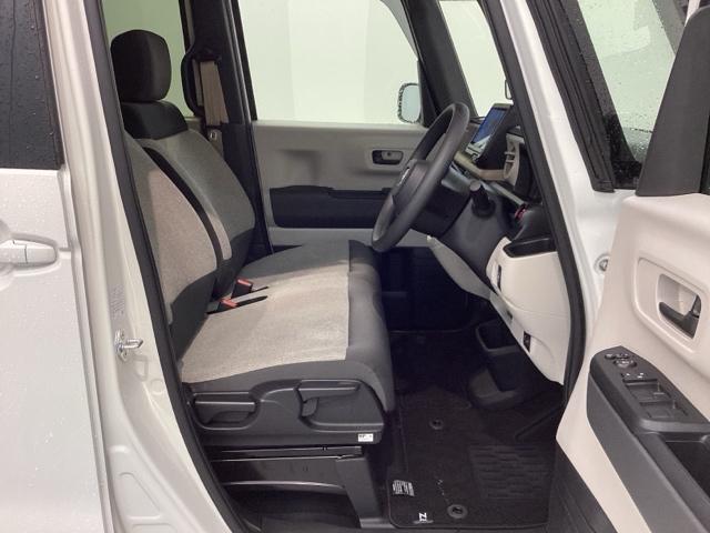 Ｎ－ＢＯＸ ベースグレード　Ｈ　ＳＥＮＳＩＮＧ　新車保証　試乗車　ワンオ－ナ－　ナビＶＸＭ－２４５ＺＦＥｉ　ＴＶ　Ｒカメラ　ＢＴオ－ディオ　シ－トヒ－タ－　ＥＴＣ　ＬＥＤライト　ＶＳＡ　クルコン　スマ－トキ－　盗難防止装置（17枚目）