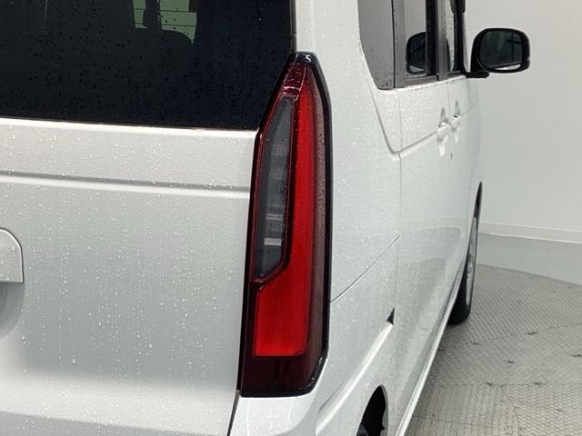 Ｎ－ＢＯＸ ベースグレード　Ｈ　ＳＥＮＳＩＮＧ　新車保証　試乗車　ワンオ－ナ－　ナビＶＸＭ－２４５ＺＦＥｉ　ＴＶ　Ｒカメラ　ＢＴオ－ディオ　シ－トヒ－タ－　ＥＴＣ　ＬＥＤライト　ＶＳＡ　クルコン　スマ－トキ－　盗難防止装置（43枚目）