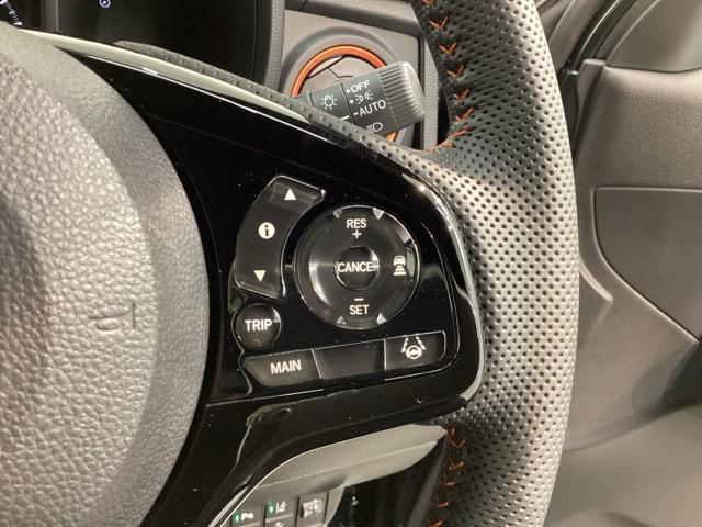 Ｎ－ＯＮＥ ＲＳ　ナビＶＸＭ－２４５ＺＦＥｉ／ＴＶ／Ｂｌｕｅｔｏｏｔｈ／ＵＳＢ／ｉＰｏｄ／ＥＴＣ／ドラレコ／ＡＣＣ／ラックススェ－ド＆メッシュジャ－ジ－／Ｓエアバック／カーテンエアバック／ＬＥＤライト／オートライト（10枚目）