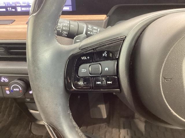 Ｈｏｎｄａ ｅ アドバンス　ＨＳＥＮＳＩＮＧ　最長５年保証　純正ナビＲカメラ　ＬＥＤヘッドライト　ＥＴＣ　Ｂカメ　イモビ　シートヒーター　スマートキー　オートクルーズコントロール　横滑り防止装置　記録簿　フルオートエアコン（9枚目）