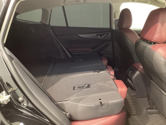 レヴォーグ ＳＴＩスポーツＥＸ　純正ナビ／ＴＶ／Ｒカメラ／ＣＤ／ＤＶＤ／Ｂｌｕｅｔｏｏｔｈ／ＵＳＢ／ＥＴＣ／ドラレコ／パワーシート／４ＷＤ／ターボ／ＬＥＤライト／オートライト／フォグライト／フロアマット／保証書／取説　ＵＳＢポート（30枚目）
