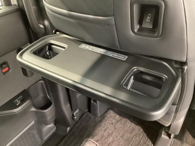 ステップワゴン スパーダ ナビLXM-237VFNi/TV/Rカメラ/CD/DVD/Bluetooth/SD/Rモニタ-/ドラレコ/ETC/HSENSING/ブラインドスポットインフォメーション2列目オットマン/シ-トヒ-タ(31枚目)