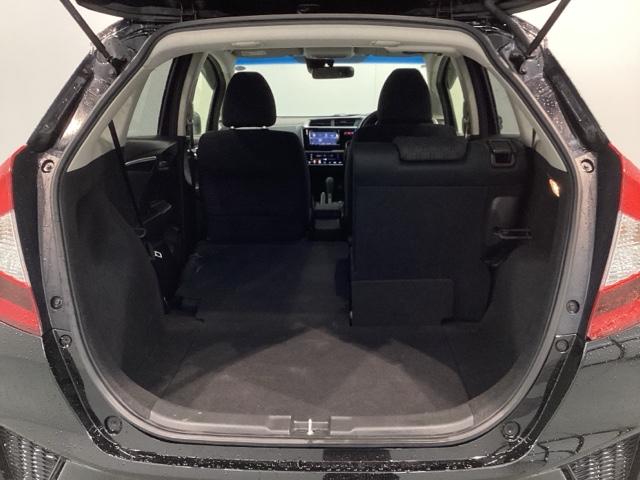 フィット 13G・Sパッケージ/あんしんPKG/1年保証/禁煙車 ナビVXM-165VFi/Rカメラ/TV/CD/DVD/Bluetooth/USB/iPod/AUX/Fパッケージ/Lパッケージ/Sパッケージ/LEDライト/クルーズコントロール/オートリトラミラー(33枚目)