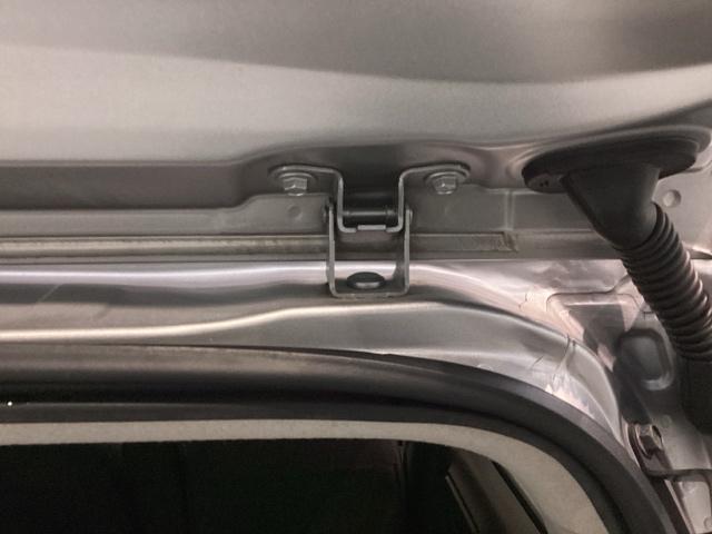 専門業者にて内外装のクリーニングを実施しております！