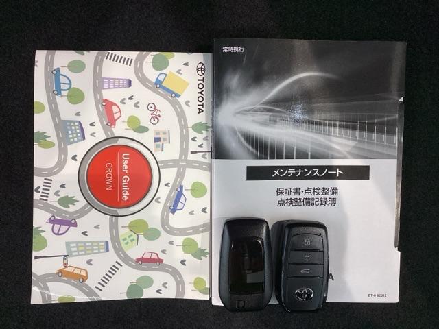 クラウンスポーツ Ｚ革シ－ト／最長５年保証／禁煙車／ワンオ－ナ－　純正ナビ／ＴＶ／マルチビューカメラ／Ｂｌｕｅｔｏｏｔｈ／ＵＳＢ／衝突軽減Ｂ／ＥＴＣ／ＬＥＤライト／Ｓエアバック／シ－トヒ－タ－／アルミ／スマ－トキ－／４ＷＤ／ドアバイザー／フロアマット／保証書／取説（17枚目）