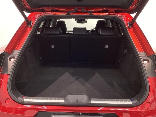 クラウンスポーツ Ｚ革シ－ト／最長５年保証／禁煙車／ワンオ－ナ－　純正ナビ／ＴＶ／マルチビューカメラ／Ｂｌｕｅｔｏｏｔｈ／ＵＳＢ／衝突軽減Ｂ／ＥＴＣ／ＬＥＤライト／Ｓエアバック／シ－トヒ－タ－／アルミ／スマ－トキ－／４ＷＤ／ドアバイザー／フロアマット／保証書／取説（37枚目）