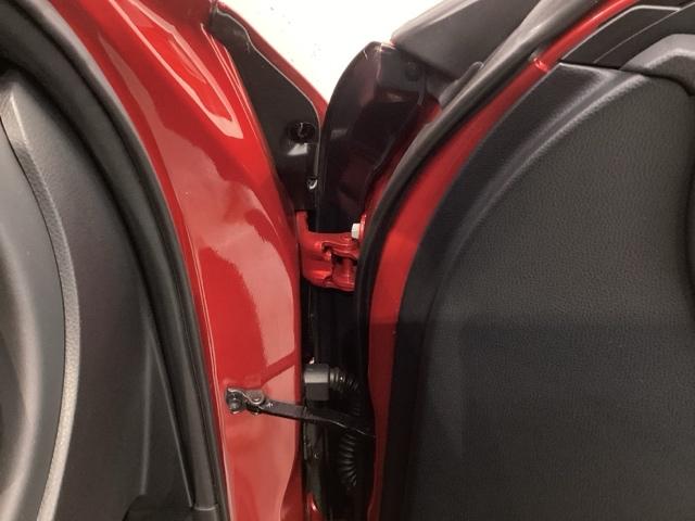 クラウンスポーツ Ｚ革シ－ト／最長５年保証／禁煙車／ワンオ－ナ－　純正ナビ／ＴＶ／マルチビューカメラ／Ｂｌｕｅｔｏｏｔｈ／ＵＳＢ／衝突軽減Ｂ／ＥＴＣ／ＬＥＤライト／Ｓエアバック／シ－トヒ－タ－／アルミ／スマ－トキ－／４ＷＤ／ドアバイザー／フロアマット／保証書／取説（41枚目）