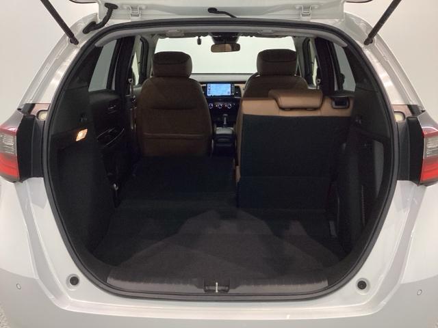 フィット e:HEVリュクス コンフォートビューPKG/ステアリングH/ナビVXU-215FTi/Rカメラ/TV/CD/DVD/Bluetooth/USB/iPod/AUX/ドラレコ/ETC/シ-トヒ-タ-/LEDライト/ACC(34枚目)