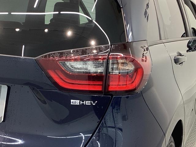 フィット e:HEVホーム H SENSING 新車保証 試乗車 ワンオ-ナ- ナビVXU-245FTi TV Rカメラ CD録音 BTオ-ディオ DVD ETC LEDライト VSA クルコン スマ-トキ- 盗難防止装置(44枚目)