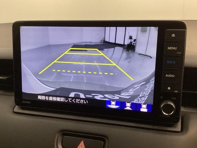 ヴェゼル ｅ：ＨＥＶＸ　Ｈ　ＳＥＮＳＩＮＧ　最長５年保証　ワンオ－ナ－　ナビＶＸＵ－２１５ＶＺｉ　ＴＶ　Ｒカメラ　ＣＤ録音　ＢＴオ－ディオ　ＤＶＤ　ＥＴＣ　ＬＥＤライト　ＶＳＡ　クルコン　アルミ　スマ－トキ－　盗難防止装置（7枚目）