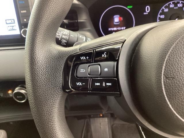 ヴェゼル ｅ：ＨＥＶＸ　Ｈ　ＳＥＮＳＩＮＧ　最長５年保証　ワンオ－ナ－　ナビＶＸＵ－２１５ＶＺｉ　ＴＶ　Ｒカメラ　ＣＤ録音　ＢＴオ－ディオ　ＤＶＤ　ＥＴＣ　ＬＥＤライト　ＶＳＡ　クルコン　アルミ　スマ－トキ－　盗難防止装置（10枚目）