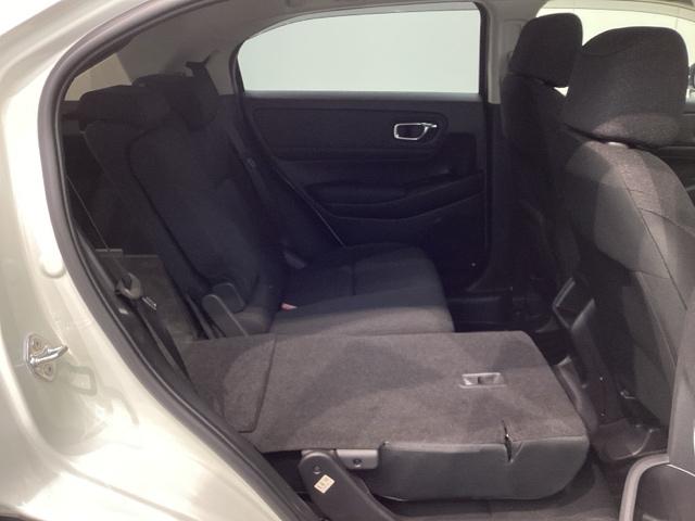 ヴェゼル ｅ：ＨＥＶＸ　Ｈ　ＳＥＮＳＩＮＧ　最長５年保証　ワンオ－ナ－　ナビＶＸＵ－２１５ＶＺｉ　ＴＶ　Ｒカメラ　ＣＤ録音　ＢＴオ－ディオ　ＤＶＤ　ＥＴＣ　ＬＥＤライト　ＶＳＡ　クルコン　アルミ　スマ－トキ－　盗難防止装置（31枚目）