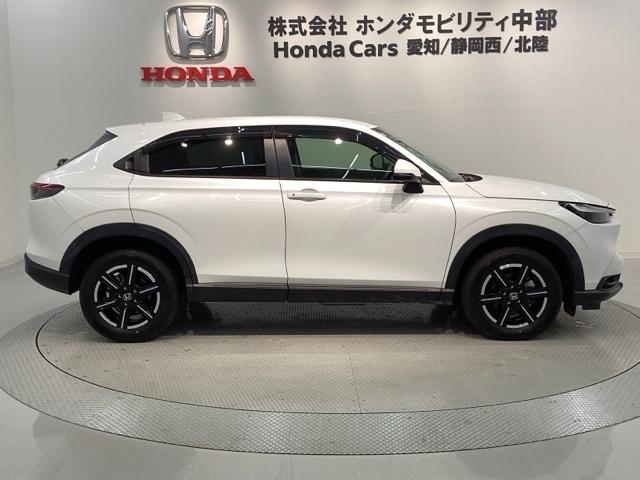 ヴェゼル ｅ：ＨＥＶＸ　Ｈ　ＳＥＮＳＩＮＧ　最長５年保証　ワンオ－ナ－　ナビＶＸＵ－２１５ＶＺｉ　ＴＶ　Ｒカメラ　ＣＤ録音　ＢＴオ－ディオ　ＤＶＤ　ＥＴＣ　ＬＥＤライト　ＶＳＡ　クルコン　アルミ　スマ－トキ－　盗難防止装置（50枚目）