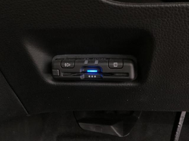 フィット クロスター/SENSING/最長5年保証/1オ-ナ-/禁煙車 ナビVXM-215Ci/Rカメラ/CD/Bluetooth/USB/SD/iPod/ETC/ドラレコ/LEDライト/オートライト/Honda CONNECT/ルーフレール/コンフォートビューPKG(12枚目)