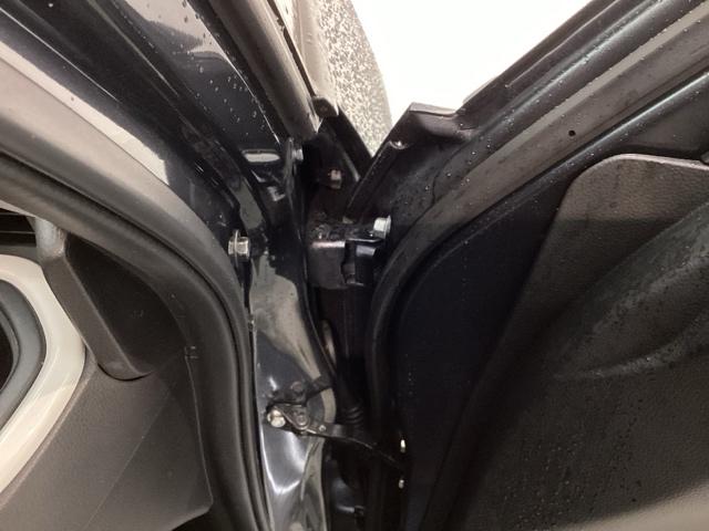 フィット クロスター/SENSING/最長5年保証/1オ-ナ-/禁煙車 ナビVXM-215Ci/Rカメラ/CD/Bluetooth/USB/SD/iPod/ETC/ドラレコ/LEDライト/オートライト/Honda CONNECT/ルーフレール/コンフォートビューPKG(42枚目)