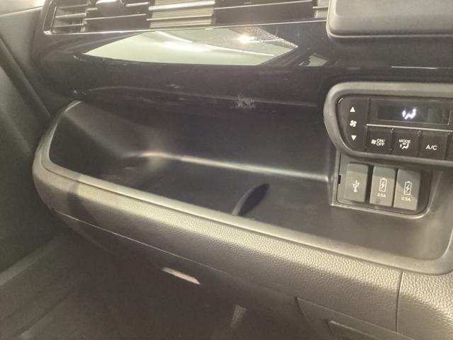 N-BOXカスタム Lターボ/HSENSING/最長5年保証/禁煙車/1オ-ナ- ナビVXM-214VFi/Rカメラ/TV/CD/DVD/Bluetooth/USB/iPod/オートリトラミラー/両側Pスライドドア/Sエアバッグ/Sカーテンエアバッグ/Sバックテーブル/シートヒータ(26枚目)