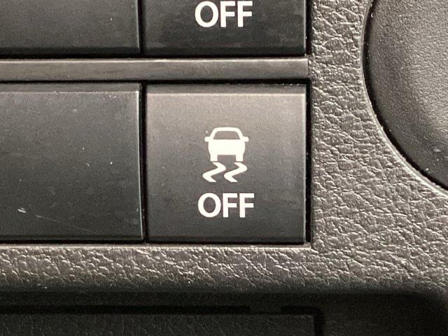 アルト Ｌ／最長５年保証／禁煙車　ディスプレイオーディオ／Ｂｌｕｅｔｏｏｔｈ／ＵＳＢ／ｉＰｏｄ／Ｒカメラ／Ｓエアバック／カーテンエアバック／ＡＢＳ／４ＷＤ／オートライト／シートヒーター／ドアバイザー／フロアマット（ゴムマット）　禁煙（12枚目）