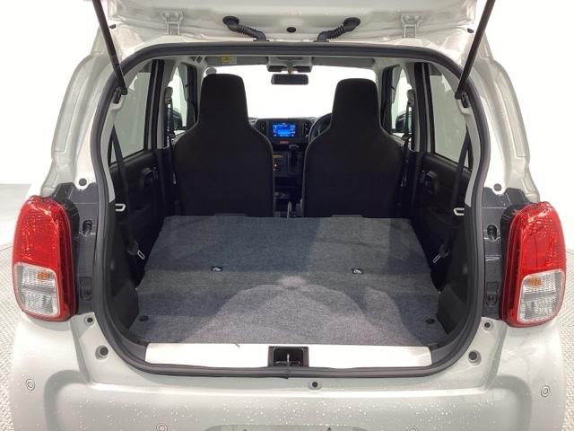 アルト Ｌ／最長５年保証／禁煙車　ディスプレイオーディオ／Ｂｌｕｅｔｏｏｔｈ／ＵＳＢ／ｉＰｏｄ／Ｒカメラ／Ｓエアバック／カーテンエアバック／ＡＢＳ／４ＷＤ／オートライト／シートヒーター／ドアバイザー／フロアマット（ゴムマット）　禁煙（18枚目）