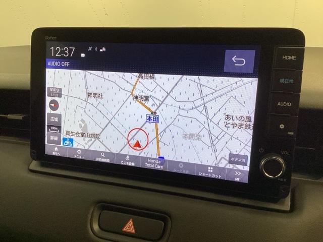 ヴェゼル ｅ：ＨＥＶＺ　ブラインドスポット／アダプティブドライビングビーム／Ｈｏｎｄａ　ＣＯＮＮＥＣＴ／Ｒカメラ／Ｂｌｕｅｔｏｏｔｈ／ＵＳＢ／ｉＰｏｄ／ＡｐｐｌｅＣａｒＰｌａｙ／ＥＴＣ／ドラレコ／シートヒータ／Ｐテールゲート（6枚目）